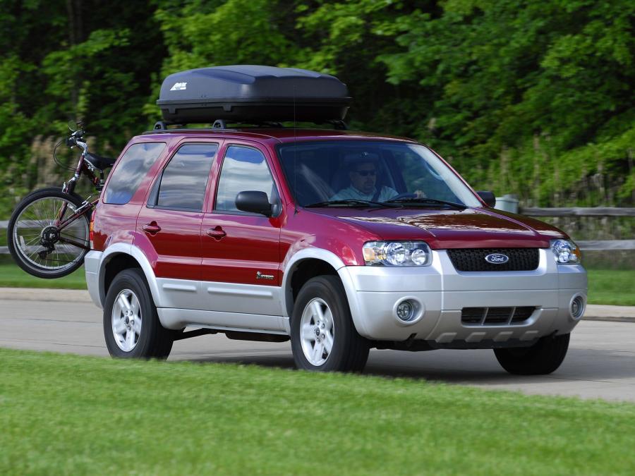  Ford Escape Hybrid 2004 года  (фото 20 из 37)